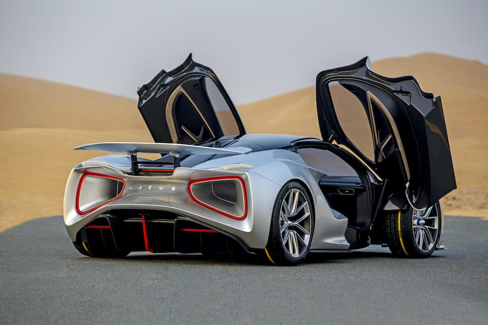 Lotus Evija - một mẫu xe toàn diện từ ngoại hình lẫn động cơ